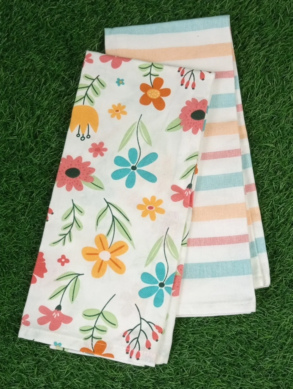 ⛱️🍒 Floral & Stripe Kitchen Dishtowel Set